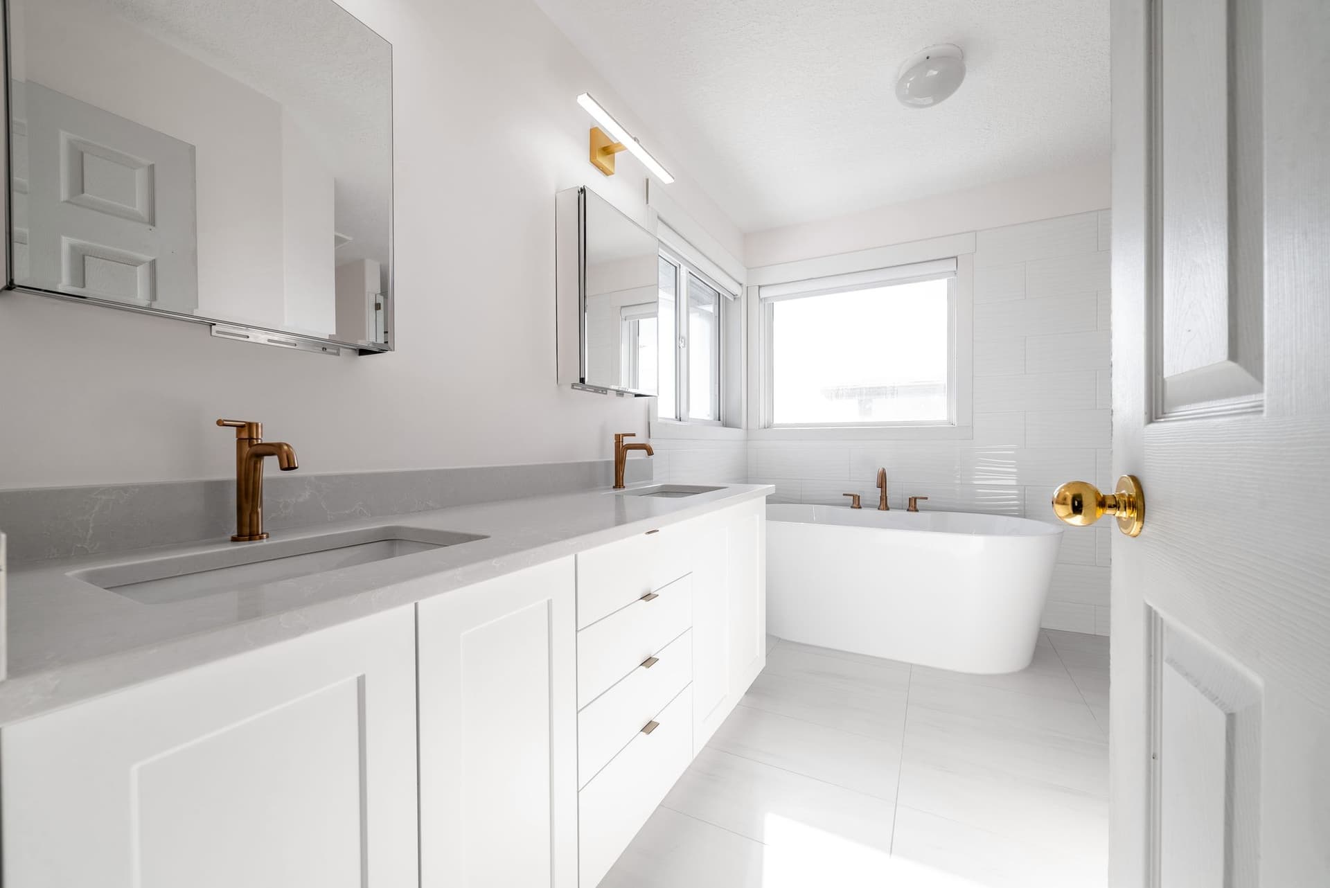 Bathroom renovation Calgary — contemporary design