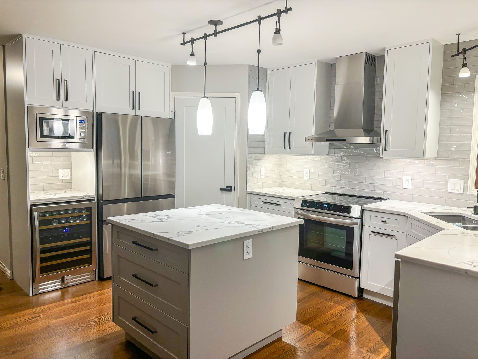 Kitchen renovation Calgary — modern finishes