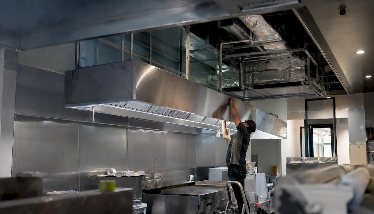 Commercial kitchen ventilation in Alberta: compliance guide