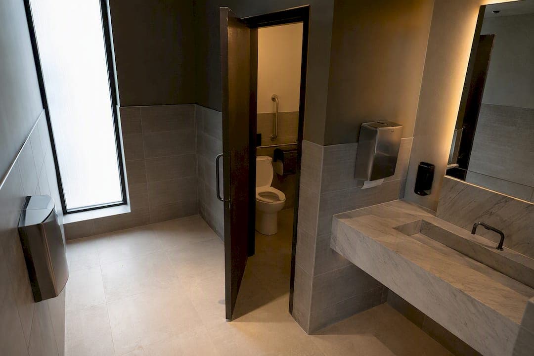Get Calgary Restaurant Washroom Permits: 1 Washroom for 10 Seats